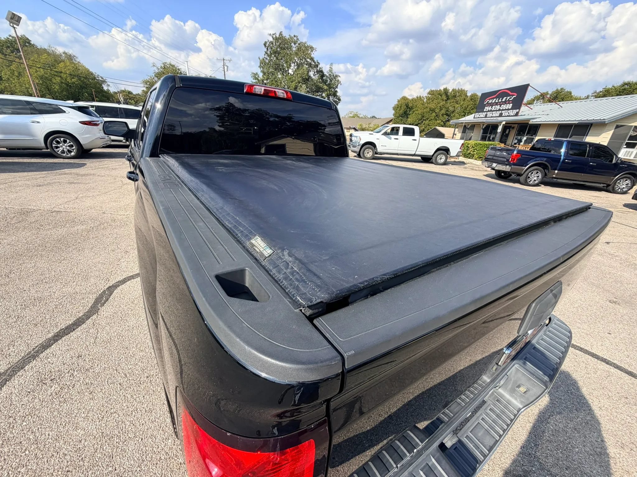 Used 2014 GMC Sierra 1500 SLE w/ Texas SLE Value Package RWD image 11