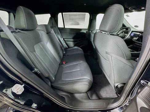 New 2026 Jeep Cherokee Laredo AWD/4WD image 28