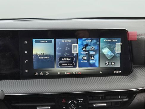 New 2026 Nissan Kicks SR image 21