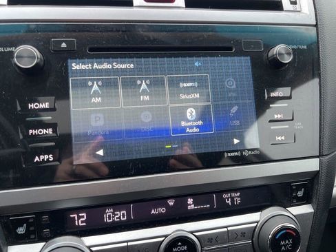 Used 2016 Subaru Outback 2.5i Premium image 8