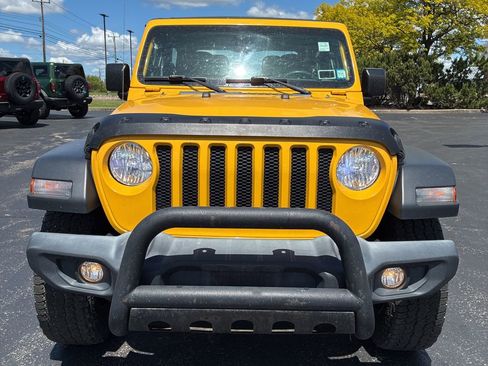 Used 2019 Jeep Wrangler Sport AWD/4WD image 8
