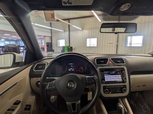 Used 2012 Volkswagen Eos Komfort image 17