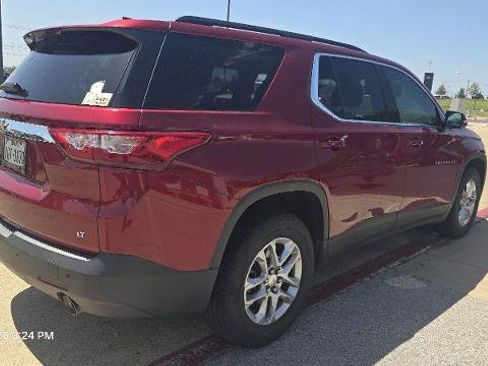 Used 2019 Chevrolet Traverse LT FWD image 4
