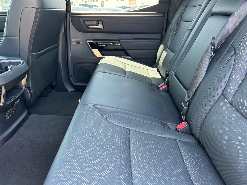 Used 2025 Toyota Tundra Limited AWD/4WD image 17