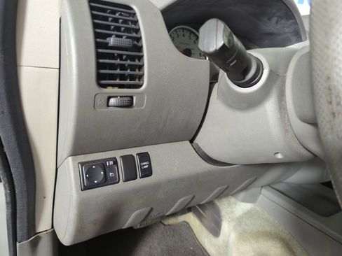 Used 2015 Nissan Frontier Desert Runner RWD image 25