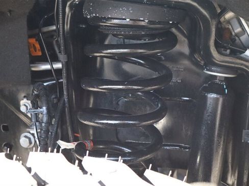 Used 2024 Ford F450 Platinum w/ FX4 Off-Road Package image 11