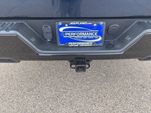 Used 2021 Chevrolet Silverado 1500 LT Trail Boss w/ Convenience Package II image 8