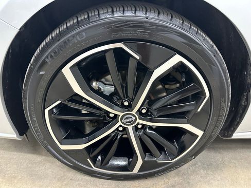 Used 2023 Nissan Altima 2.5 SR image 32