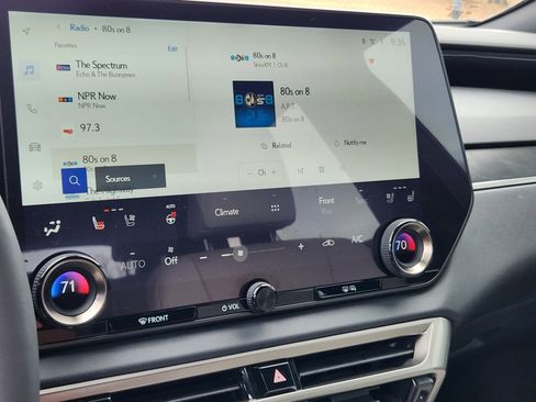 Used 2023 Lexus RX 350 w/ Accessory Package (Z1) image 10