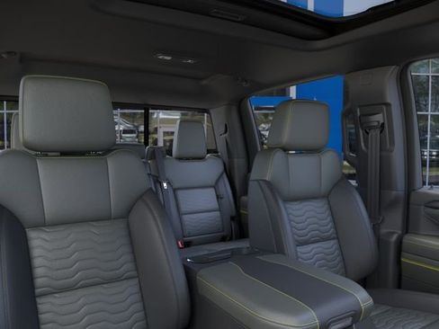 New 2026 Chevrolet Silverado 2500 ZR2 AWD/4WD image 24