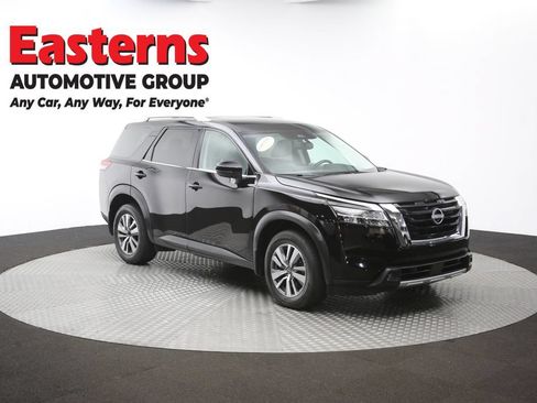 Used 2022 Nissan Pathfinder SL AWD/4WD image 48