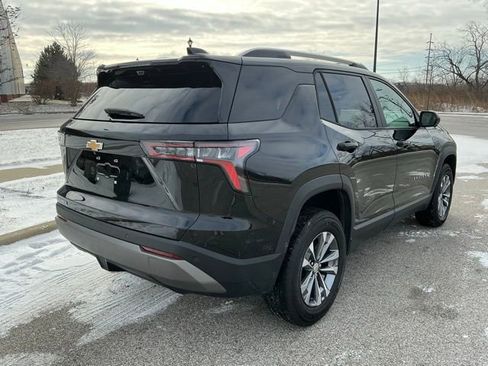 Used 2025 Chevrolet Equinox LT w/ Convenience Package II image 6