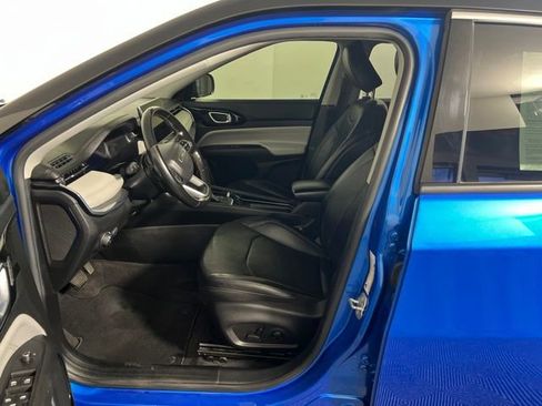 Used 2022 Jeep Compass Limited w/ Elite Group AWD/4WD image 14