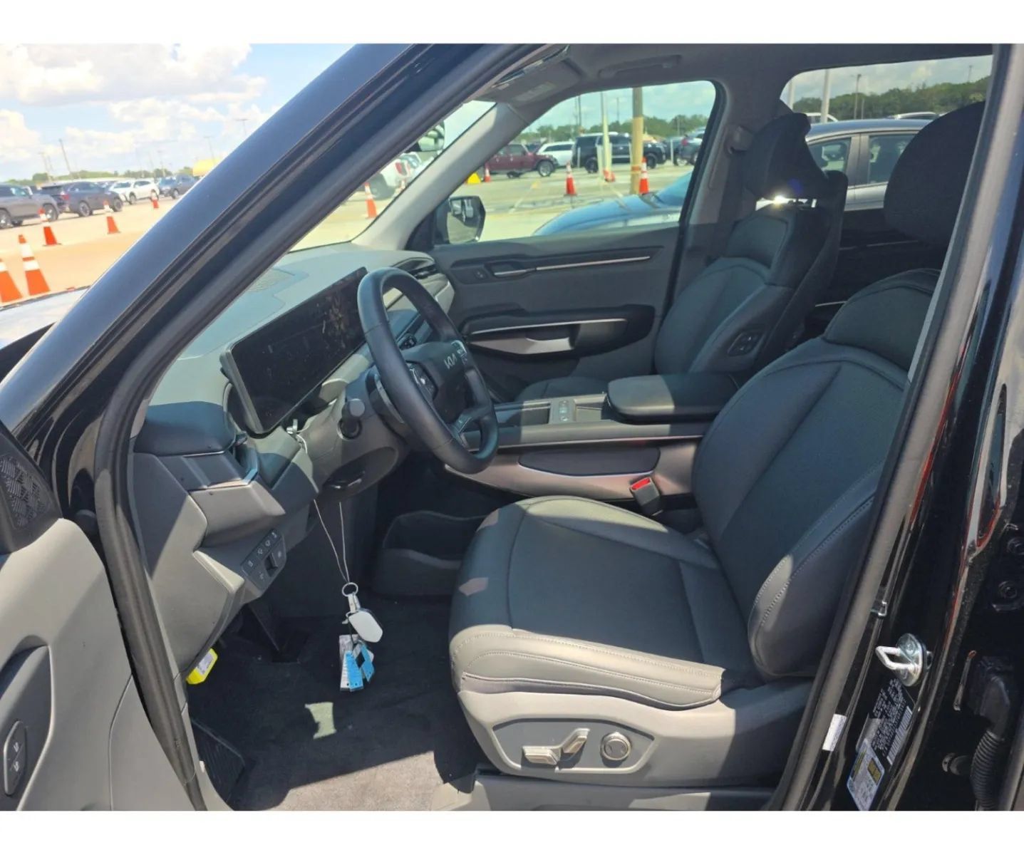 Used 2026 Kia EV9 Light RWD image 5