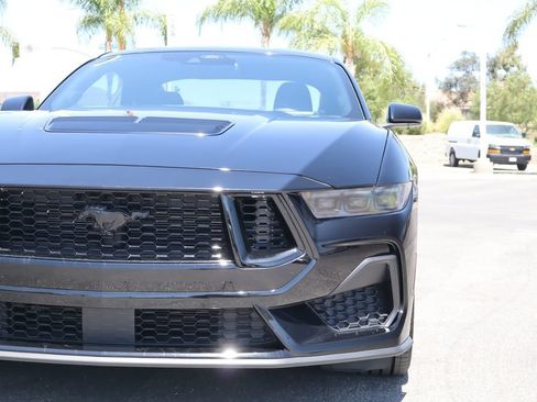 Used 2025 Ford Mustang GT w/ Mustang Nite Pony Package RWD image 8