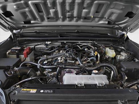 New 2026 Toyota 4Runner SR5 AWD/4WD image 8