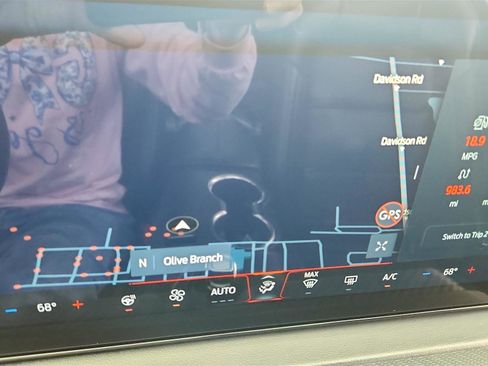 Used 2024 Ford Mustang Premium image 39