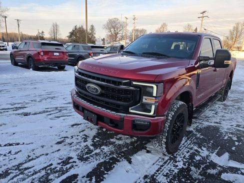 Used 2020 Ford F250 Lariat image 2