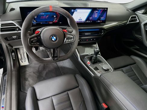 Used 2025 BMW M2 image 24