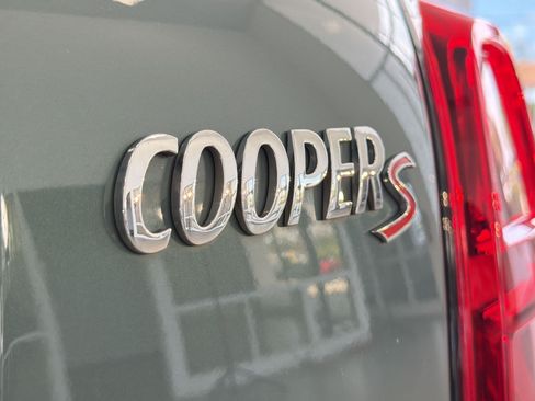 Used 2024 MINI Cooper Countryman S w/ Signature Upholstery Package FWD image 35