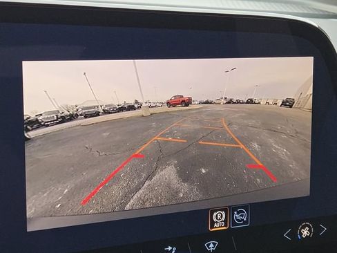 Certified 2026 Chevrolet Equinox EV LT image 4