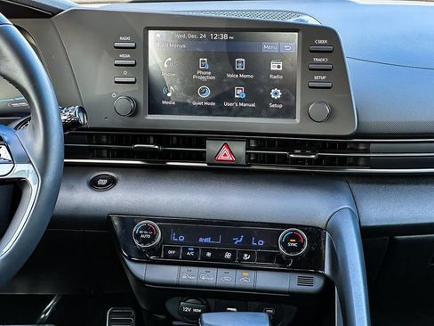 Used 2025 Hyundai Elantra Sport w/ Cargo Package FWD image 28