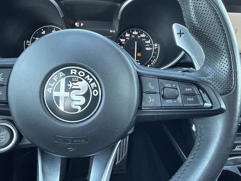 Used 2022 Alfa Romeo Stelvio Sprint AWD/4WD image 16