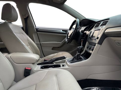 Used 2015 Volkswagen Golf SE w/ Lighting Package image 14