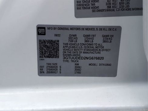 Used 2022 GMC Sierra 1500 SLT w/ SLT Convenience Package AWD/4WD image 12
