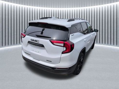 Used 2023 GMC Terrain SLE w/ Driver Convenience Package AWD/4WD image 6