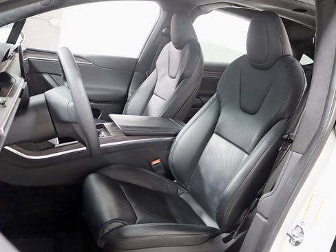 Used 2022 Tesla Model X image 29