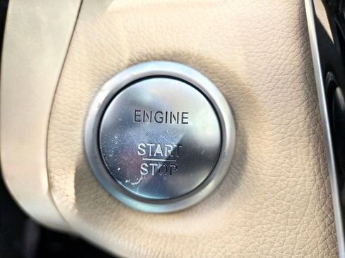 Used 2019 Mercedes-Benz GLC 300 image 34