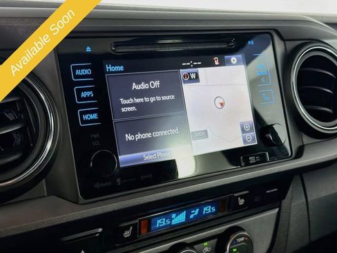 Used 2019 Toyota Tacoma TRD Off-Road AWD/4WD image 14