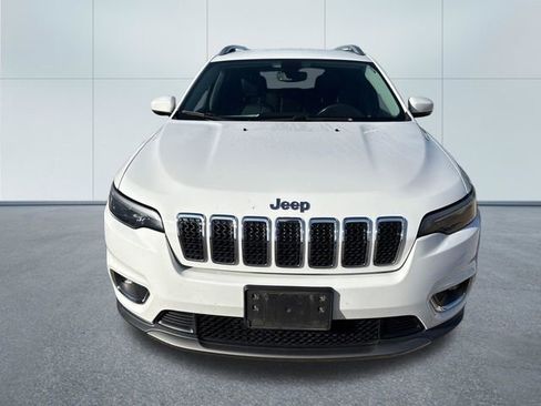 Used 2019 Jeep Cherokee Limited AWD/4WD image 6