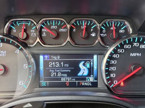 Used 2018 Chevrolet Silverado 1500 LT w/ All Star Edition AWD/4WD image 39