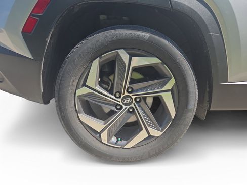 Used 2022 Hyundai Tucson SEL w/ Cargo Package AWD/4WD image 17