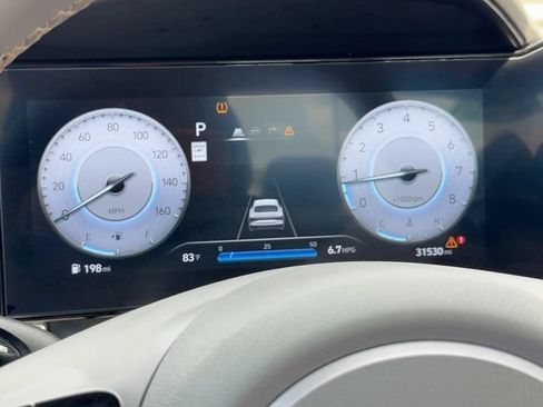 Certified 2025 Hyundai Elantra SEL image 23