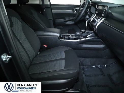Used 2022 Kia Sorento LX AWD/4WD image 62