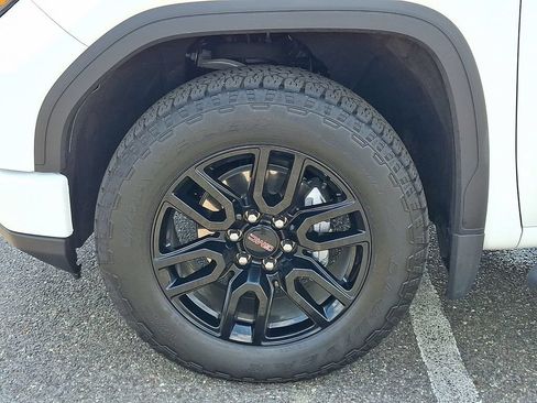 Used 2026 GMC Sierra 1500 Elevation w/ Elevation Select Package AWD/4WD image 29