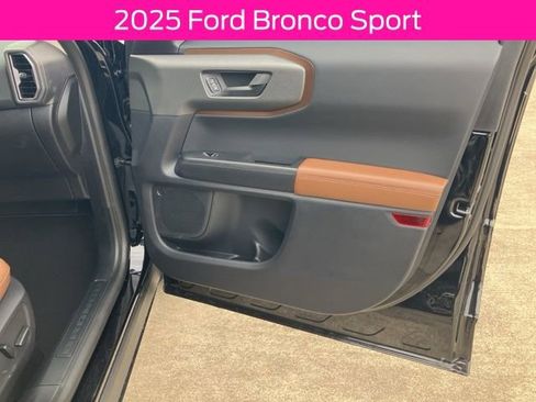 New 2025 Ford Bronco Sport Outer Banks AWD/4WD image 13