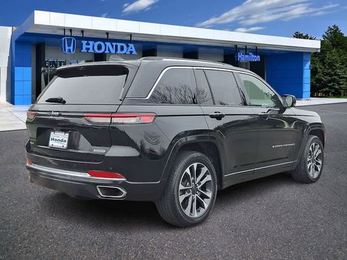 Used 2023 Jeep Grand Cherokee Overland w/ Adv Protech Group III AWD/4WD image 24