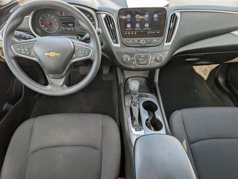 Used 2024 Chevrolet Malibu LS w/ Driver Confidence Package FWD image 7
