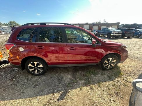 Used 2018 Subaru Forester 2.5i Limited w/ Popular Package #3B AWD/4WD image 6
