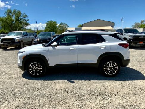 New 2026 Chevrolet TrailBlazer LT w/ Driver Confidence Package AWD/4WD image 2