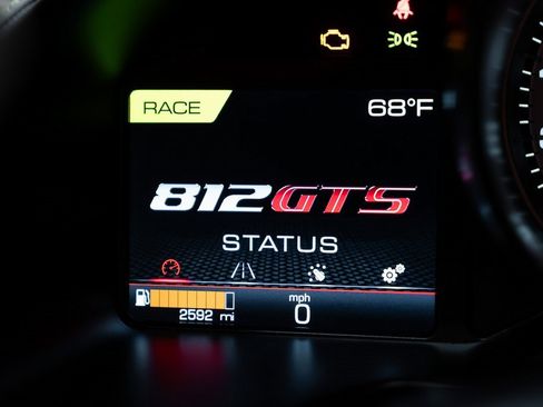 Certified 2022 Ferrari 812 GTS Base image 28