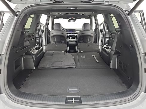 Used 2024 Kia Telluride EX X-Line AWD/4WD image 17