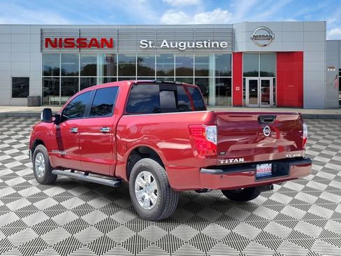Used 2019 Nissan Titan SV w/ SV Convenience Package AWD/4WD image 4