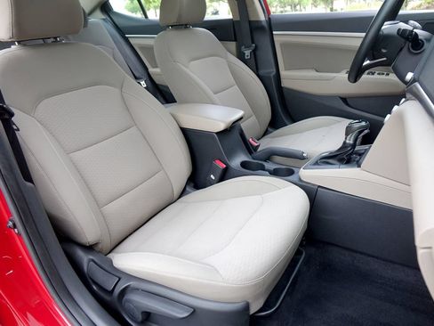 Used 2019 Hyundai Elantra Value Edition FWD image 8