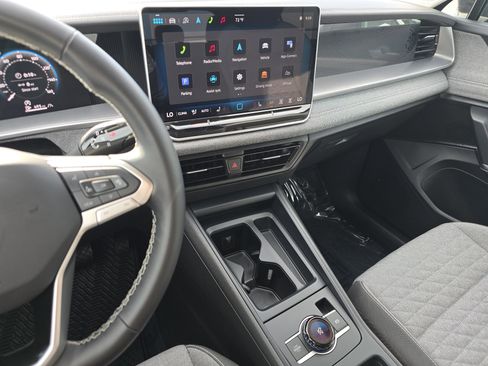 New 2025 Volkswagen Tiguan S AWD/4WD image 22