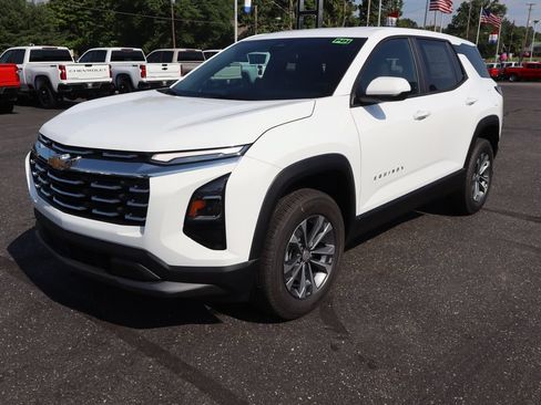 New 2027 Chevrolet Equinox LT FWD image 24